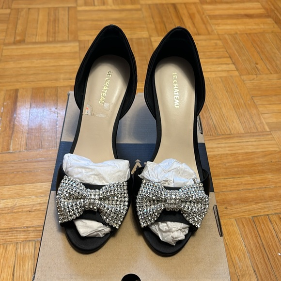 Le Chateau black with silver blinged out bow - Picture 1 of 6